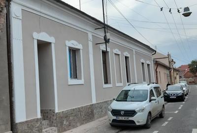 Apartament cu 2 camere decomandat în Central - 2