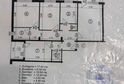 Apartament cu 4 camere decomandat în Central - 2