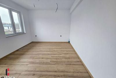 Casă cu 4 camere în Pasărea - 12