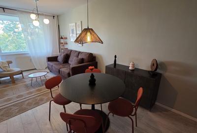 Apartament cu 2 camere decomandat, mobilat în Cișmigiu