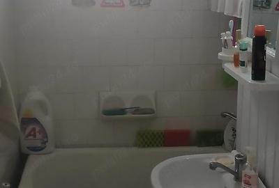 Apartament cu 3 camere semidecomandat în Central - 9