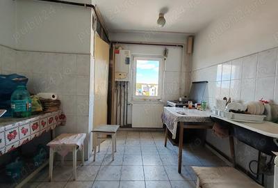 Apartament 3 camere Trivale, 2 bai, 2 balcoane, 75 mp, fond 1982 - 3