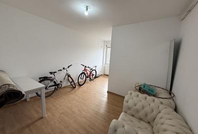 Garsonieră decomandată în Giurgiului - 2