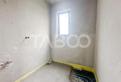 De vanzare duplex 200 mp utili semifinisat cu garaj in Floresti - 7