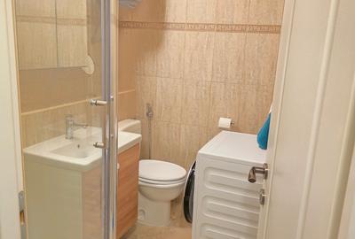 Apartament cu 4 camere semidecomandat în 13 Septembrie - 1