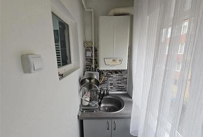 Garsonieră decomandată, mobilată în Micro IV - 10