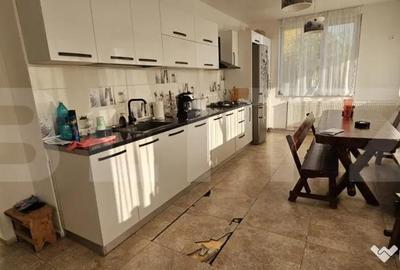 Casă cu 5 camere cu Teren 1300 Mp în Valea - 2