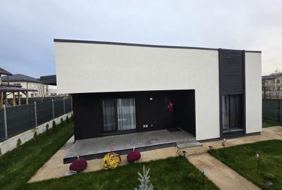 Casa de vanzare 4 camere / 2 bai teren 440mp - 2