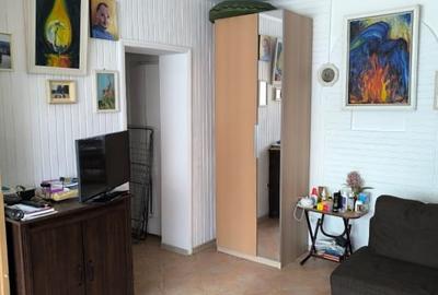 2 CAMERE DACIA LAPUSNEANU + LOC P - 9