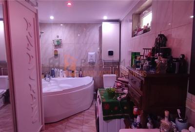 Casa tip  P+M  + spatiu comercial zona Vadu Pasii - 16