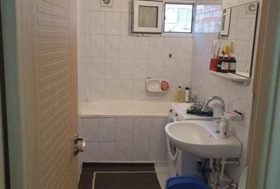 Apartament cu 3 camere semidecomandat în Girocului - 3