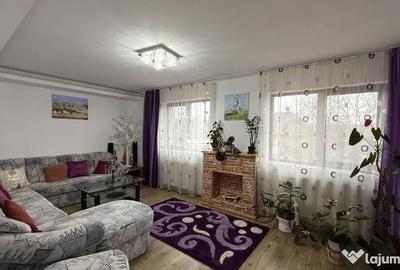 Casă cu 5 camere cu Teren 1600 Mp în Unguraș - 15
