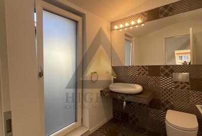 Casă individuală cu 10 camere cu Canalizare în Capitale - 11