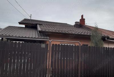 Casă cu 3 camere în Central - 8