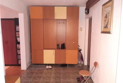Apartament cu 3 camere decomandat în Central - 21