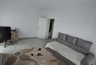 Apartament cu 2 camere decomandat în Sânpetru - 3