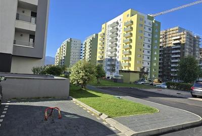 Studio elegand cu priveliste frumoasa , etaj 8 , loc parcare, zona Coresi Mall - 7