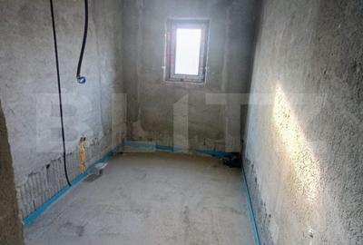 Casă cu 5 camere cu Teren 336 Mp în Blejoi - 4