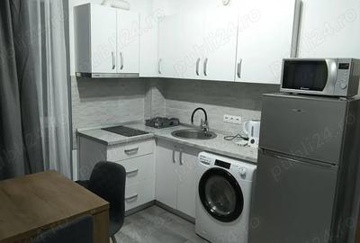 Garsonieră decomandată în Central - 1