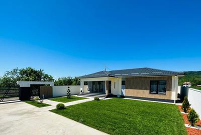 Casă individuală cu 4 camere cu Teren 500 Mp în Țițești - 3