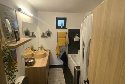 Casă cu 4 camere cu Teren 200 Mp în Central - 11
