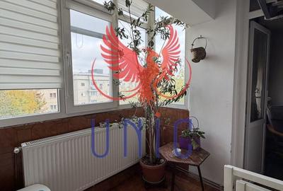 3 decomandate 1 Mai - 13