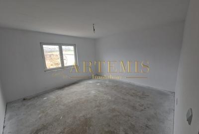 Casa individuala, decomandata, 10 camere, 210 mp., teren 15000mp., zona Centura. - 5