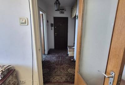 Apartament cu 3 camere semidecomandat în Colentina - 7
