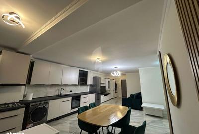 Apartament cu 3 camere semidecomandat în Central - 1