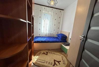 Apartament cu 3 camere semidecomandat în Tomis II - 4