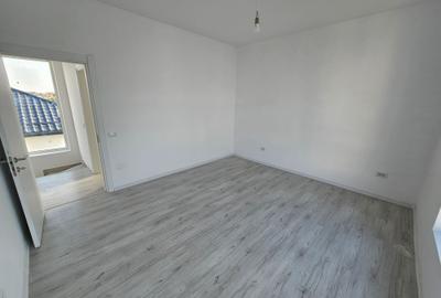 Casă individuală cu 4 camere cu Canalizare în Tunari - 2