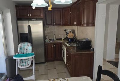 Casă cu 5 camere în Zăvoi - 5