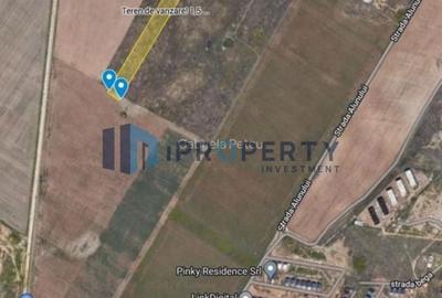 Teren de 15000 mp, în Central - 2