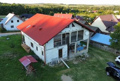 Casă cu 3 camere cu Teren 1000 Mp în Clit - 16
