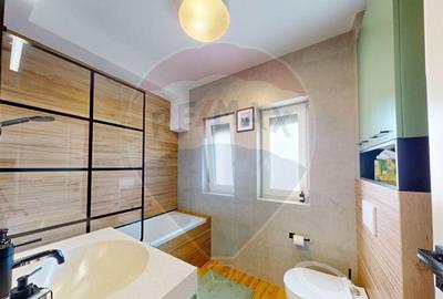 Casă cu 4 camere cu Teren 250 Mp în Central - 17