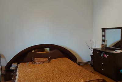 Unirii , Piata Cosbuc - 6