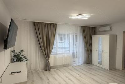 Garsonieră decomandată în Central - 1
