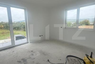 Casă cu 5 camere cu Teren 600 Mp în Central - 2