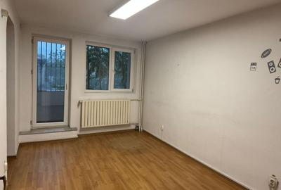 Casă individuală cu 7 camere cu Garaj în 1 Mai - 11