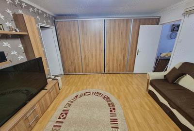 Vand apartament cu 4camere Nufaru - 6