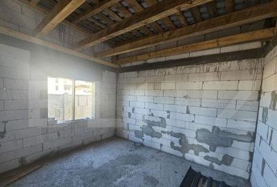 Casă cu 3 camere în Șimnicu de Jos - 3