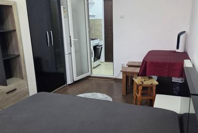 Garsonieră în Micro 14 - 2