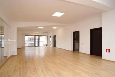 Casă cu 10 camere cu Canalizare în Victoriei - 14