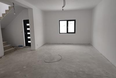 FARA COMISIOANE in Bolintin casa cu 5 camere P+1  asfalt curent 380v canal apa - 20