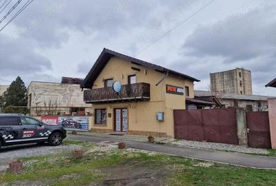 Casă în Central - 3