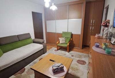 Vand Apartament cu 3 camere! - 2