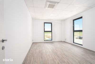 Spațiu comercial, de 585 mp, în Central - 9