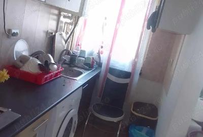 Apartament cu 3 camere semidecomandat în Central - 3