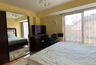 Casă cu 6 camere cu Teren 170 Mp în Central - 6