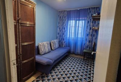 Apartament cu 3 camere decomandat în Central - 1